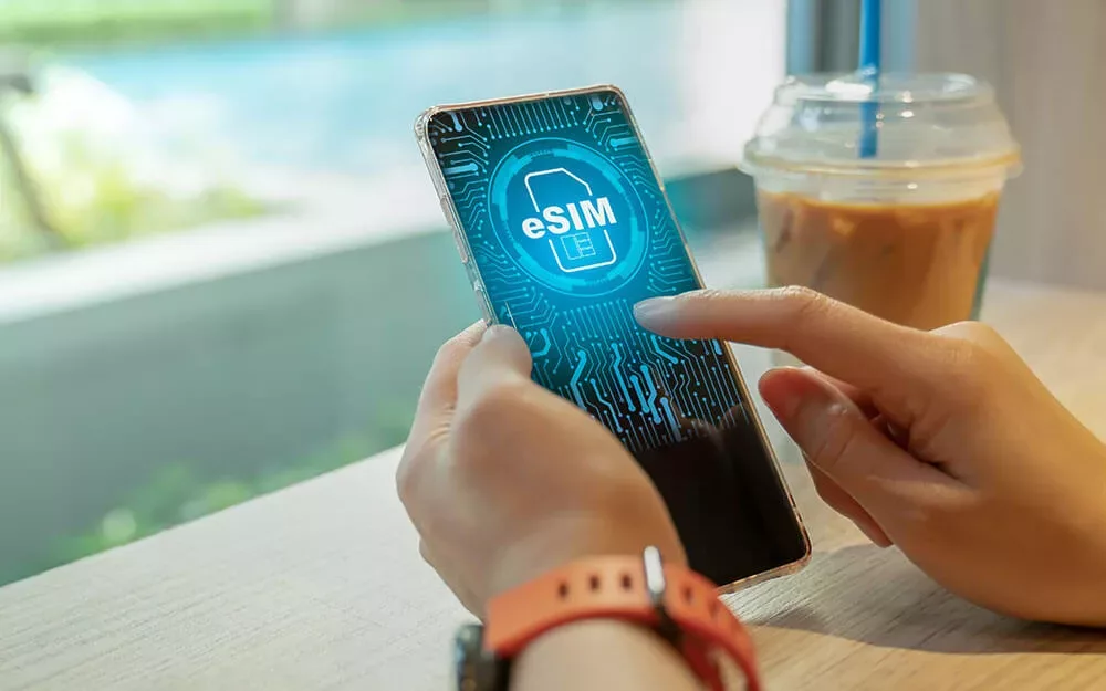 eSIM as a Cheap Alternative to Data Roaming