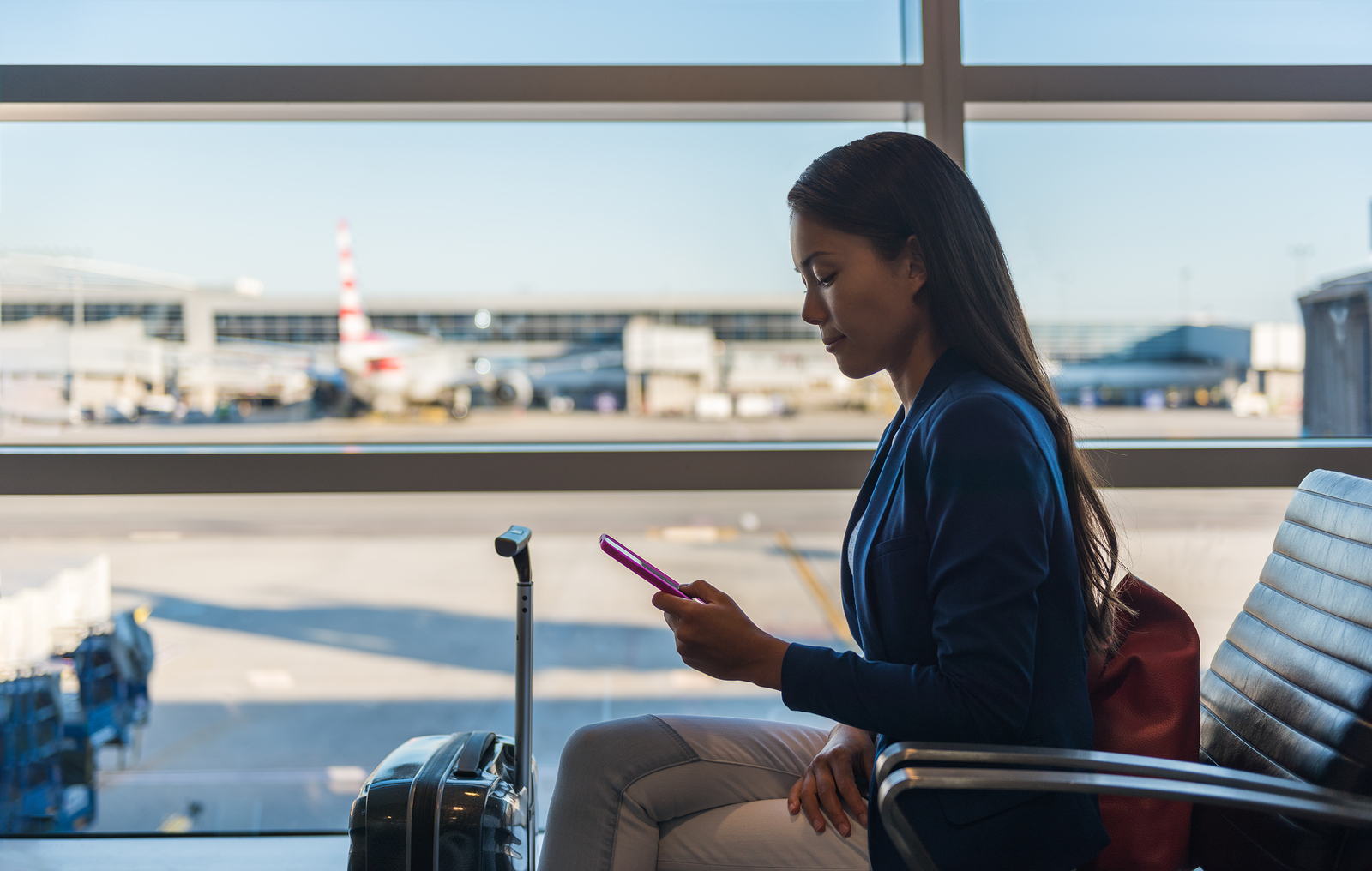 Choose the Best eSIM Data Plan for Travel — All you need to know